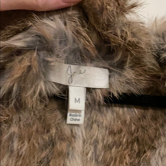 Joie Rabbit Fur Vest - Picture 3 of 3